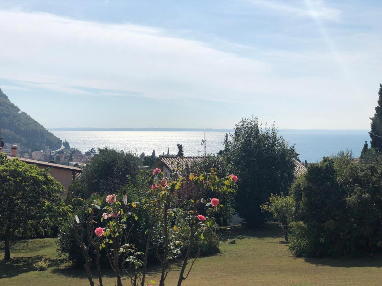 Welcome Traveller Villa Leda Garda  Exterior foto