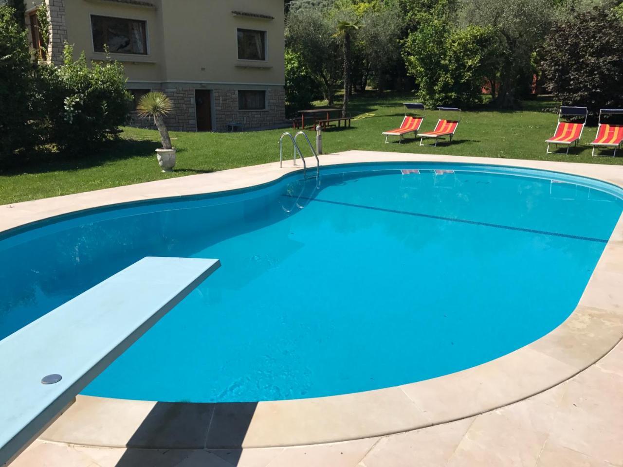 Welcome Traveller Villa Leda Garda  Exterior foto